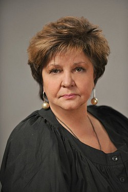 Лариса Кичанова